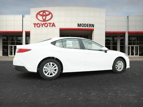 New 2026 Toyota Camry LE FWD image 19