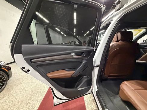 Used 2019 Audi Q5 Prestige w/ Prestige Package AWD/4WD image 25