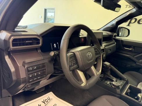 Used 2026 Toyota Tacoma TRD Off-Road w/ TRD Off Road Upgrade Package AWD/4WD image 14