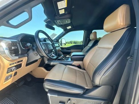 Used 2022 Ford F150 Lariat w/ Equipment Group 502A High RWD image 2