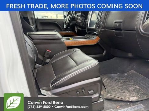 Used 2019 Chevrolet Silverado 2500 High Country w/ Duramax Plus Package image 7