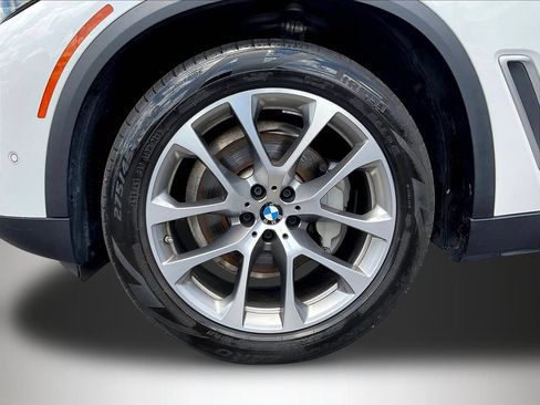 Used 2023 BMW X5 xDrive40i w/ Premium Package AWD/4WD image 33