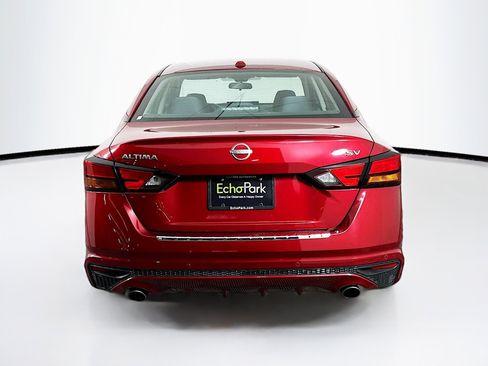 Used 2023 Nissan Altima 2.5 SV w/ SV Premium Package image 7
