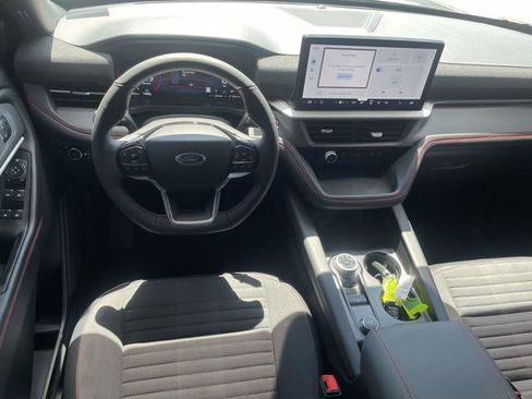 Certified 2026 Ford Explorer ST-Line w/ ST-Line Street Pack RWD image 13