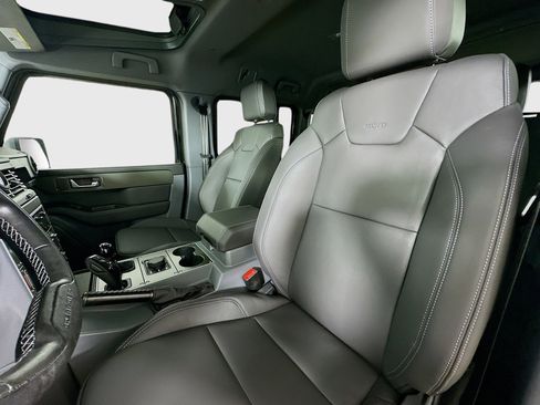 Used 2025 INEOS Grenadier AWD/4WD image 28