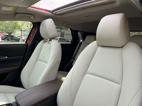 Used 2025 MAZDA CX-30 AWD 2.5 S w/ Premium Package image 5