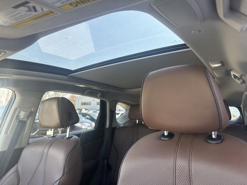 Used 2023 Acura RDX AWD w/ Advance Package image 16