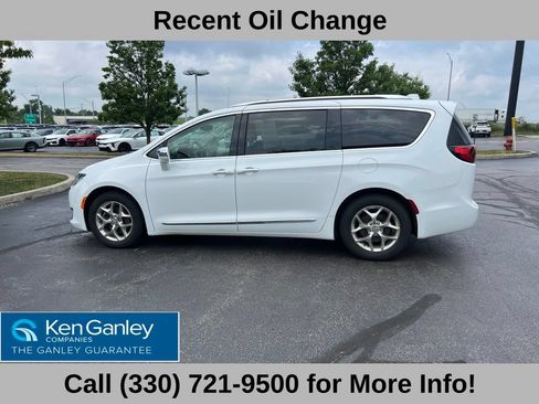 Used 2019 Chrysler Pacifica Limited FWD image 8