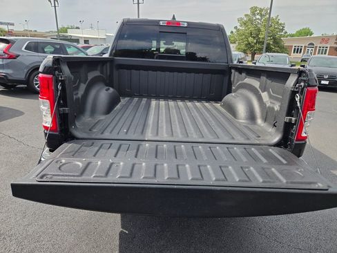 Used 2022 RAM 1500 Big Horn AWD/4WD image 10