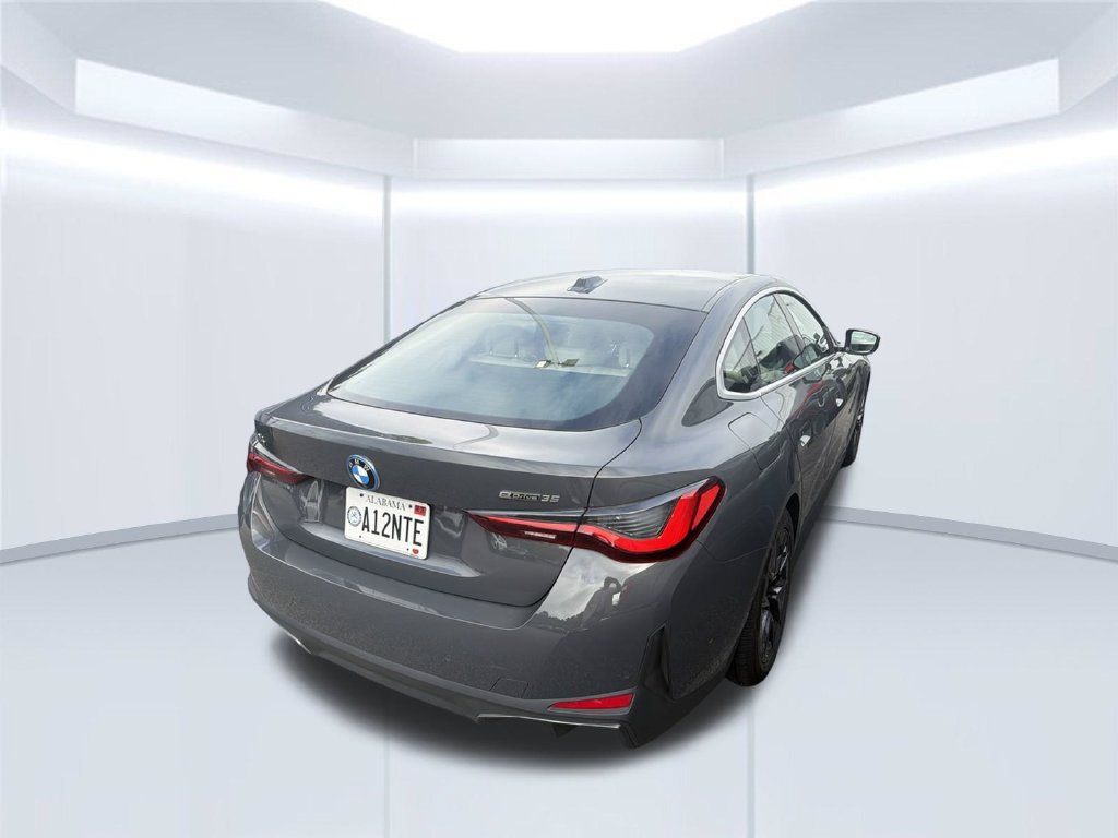 Used 2024 BMW i4 eDrive35 w/ Premium Package RWD image 3