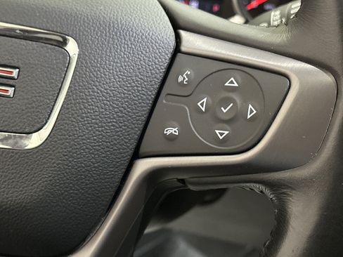 Used 2020 GMC Acadia AT4 w/ Trailering Package AWD/4WD image 32