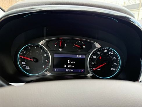 Used 2020 Chevrolet Traverse LT w/ Driver Confidence II Package image 13