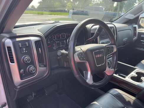 Used 2017 GMC Sierra 1500 SLT w/ SLT Premium Package AWD/4WD image 10