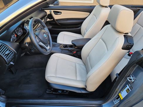 Used 2013 BMW 128i Convertible image 25