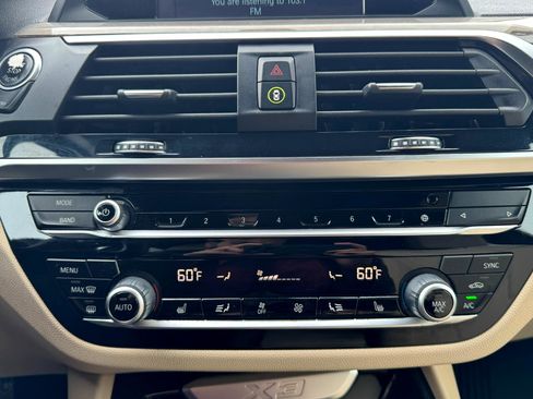 Used 2019 BMW X3 sDrive30i w/ Driving Assistance Package image 16