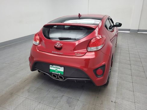 Used 2017 Hyundai Veloster Turbo FWD image 7