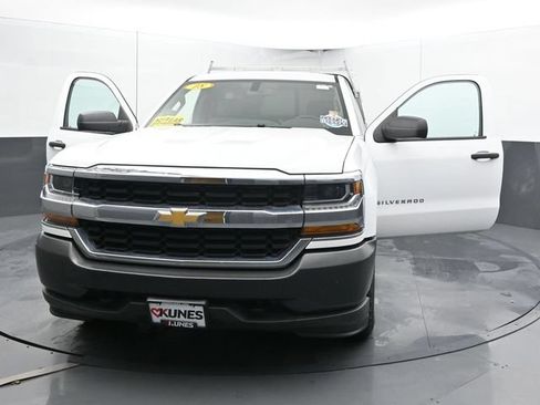 Used 2018 Chevrolet Silverado 1500 W/T w/ WT Convenience Package AWD/4WD image 31