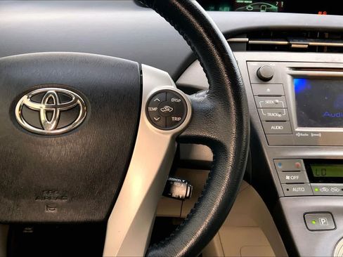Used 2015 Toyota Prius Four FWD image 24