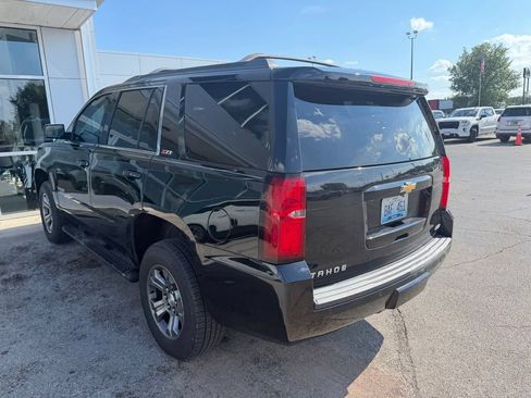 Used 2017 Chevrolet Tahoe LT w/ Luxury Package AWD/4WD image 4