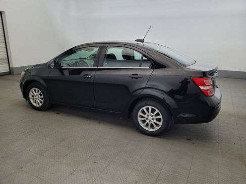 Used 2019 Chevrolet Sonic LT w/ Convenience Package FWD image 3