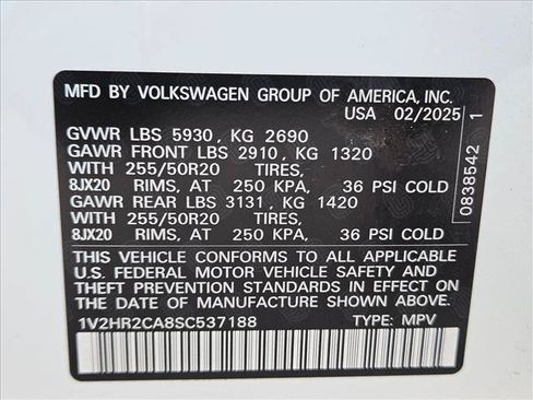 Used 2025 Volkswagen Atlas SE AWD/4WD image 25