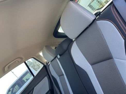 Used 2022 Subaru Crosstrek 2.0i Premium w/ Popular Package #2 image 6