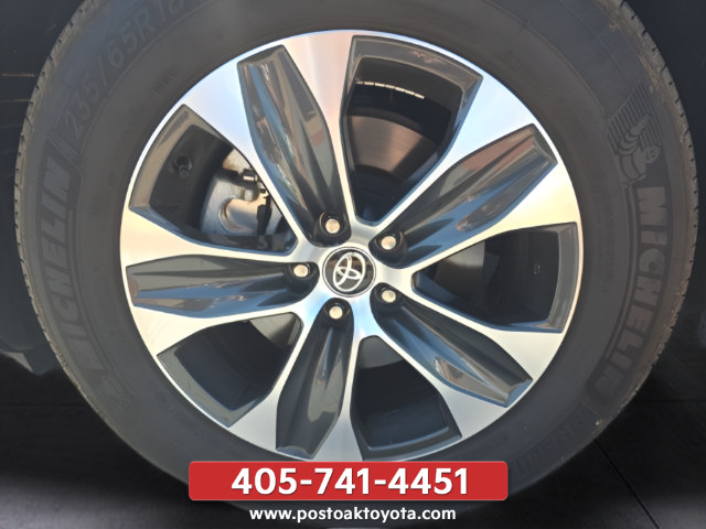 Used 2026 Toyota Highlander XLE AWD/4WD image 37