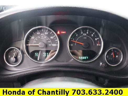 Used 2013 Jeep Wrangler Unlimited Sahara w/ Connectivity Group image 9