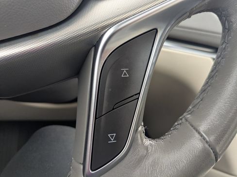 Used 2023 Cadillac XT5 Premium Luxury w/ LPO, Floor Liner Package FWD image 28