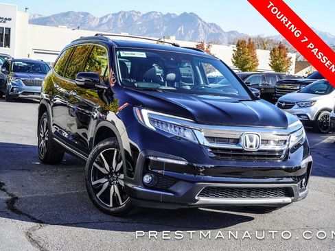 Used 2020 Honda Pilot Touring image 1