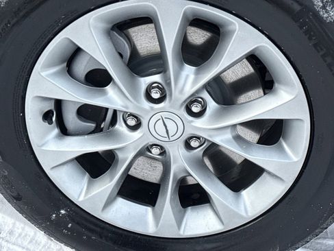 New 2026 Chrysler Pacifica Select image 9