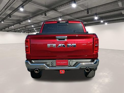 Used 2025 RAM 1500 Limited AWD/4WD image 15