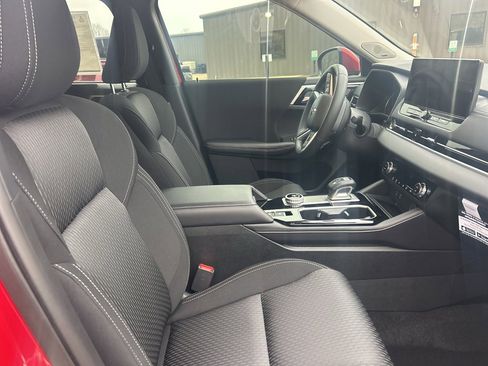 New 2026 Mitsubishi Outlander ES image 10