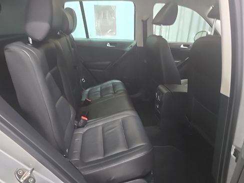 Used 2016 Volkswagen Tiguan SEL image 7