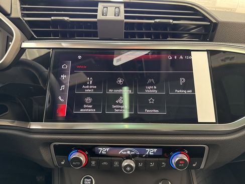New 2025 Audi Q3 2.0T Premium image 26