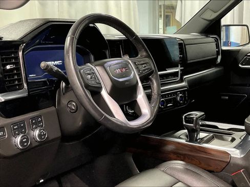 Used 2022 GMC Sierra 1500 SLT w/ SLT Premium Plus Package image 8