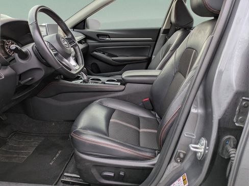 Used 2024 Nissan Altima 2.5 SR image 21