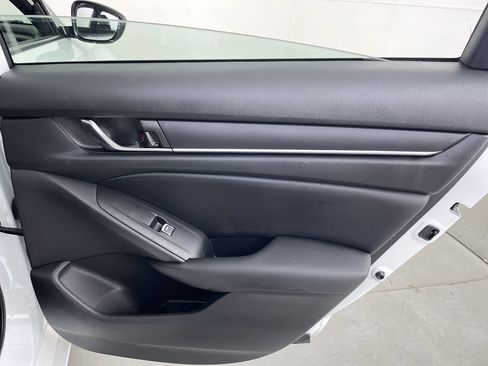 Used 2022 Honda Accord Sport image 21