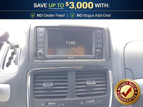 Used 2015 Dodge Grand Caravan SXT w/ Blacktop Package FWD image 26