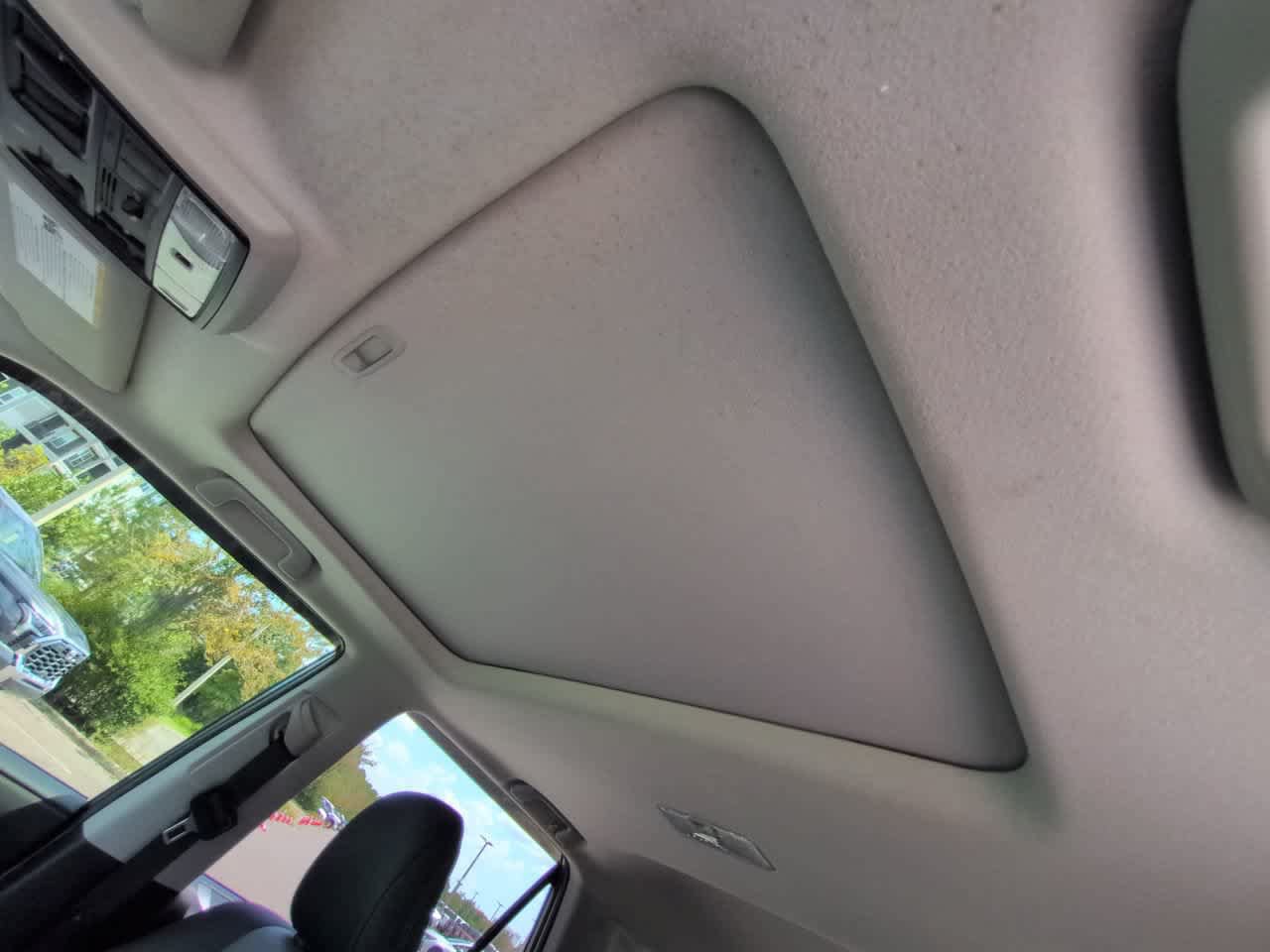 Used 2022 Toyota 4Runner SR5 Premium w/ Moonroof Package RWD image 19