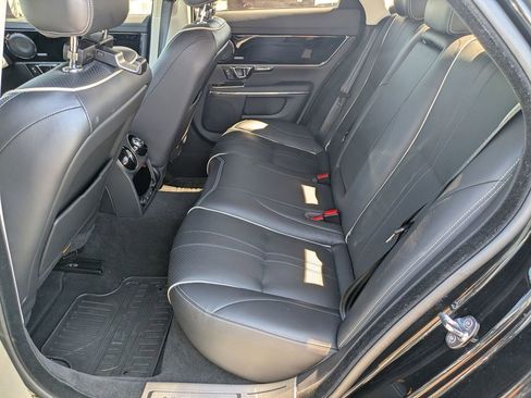 Used 2019 Jaguar XJ R-Sport AWD/4WD image 20