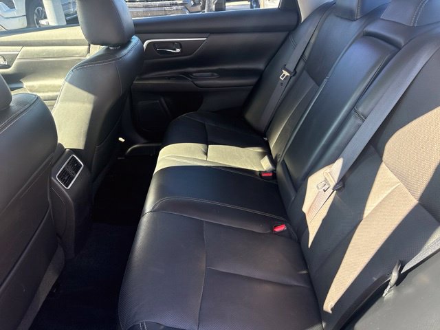 Used 2017 Nissan Altima 2.5 SL FWD image 25