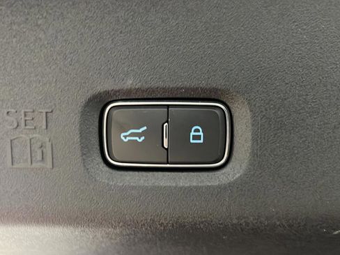 Used 2025 Ford Expedition Max Active AWD/4WD image 32
