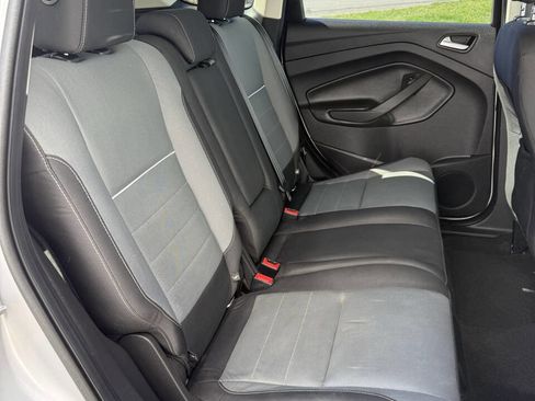 Used 2015 Ford Escape SE image 13