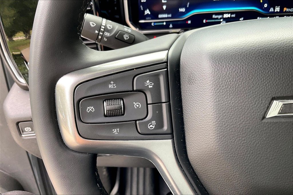 Used 2024 Chevrolet Silverado 2500 LTZ w/ LTZ Plus Package AWD/4WD image 18