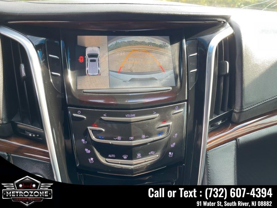 Used 2016 Cadillac Escalade 2WD image 33