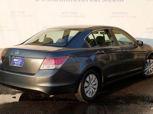 Used 2010 Honda Accord LX image 3