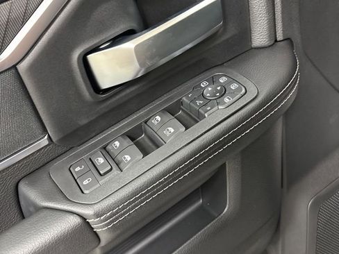 New 2026 RAM 2500 Big Horn AWD/4WD image 16