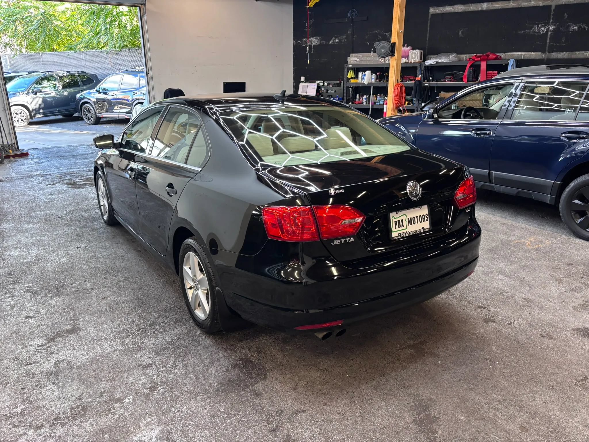 Used 2013 Volkswagen Jetta TDI FWD image 5