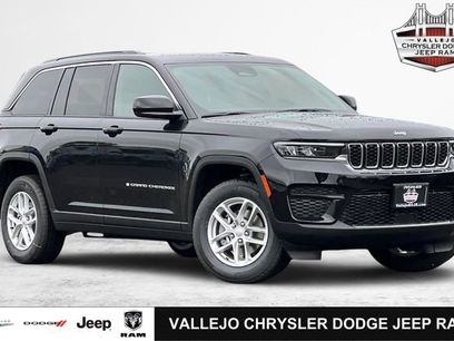 New 2025 Jeep Grand Cherokee Laredo X w/ Luxury Tech Group I